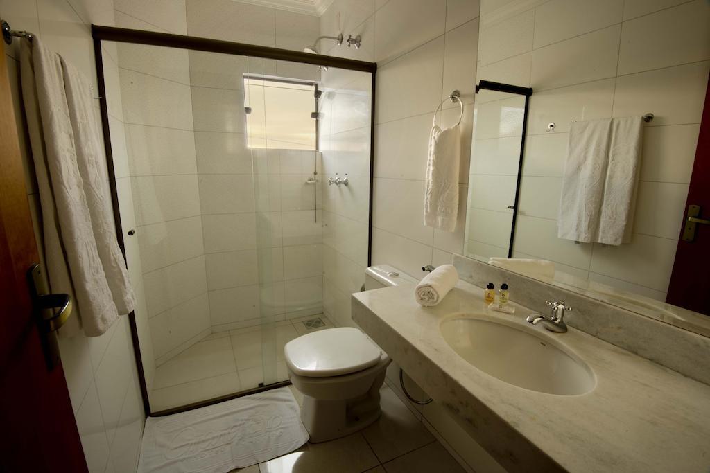 Grand Enio Hotel E Cantina Varginha  Oda fotoğraf